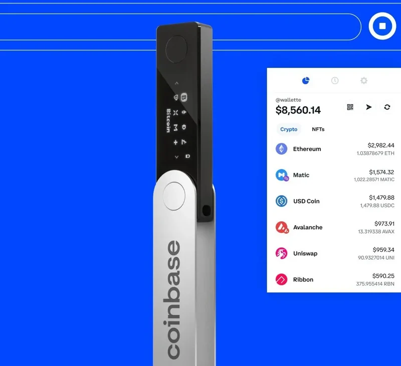 Coinbase: Ledger: 3d product rendering by Frederico Phillips